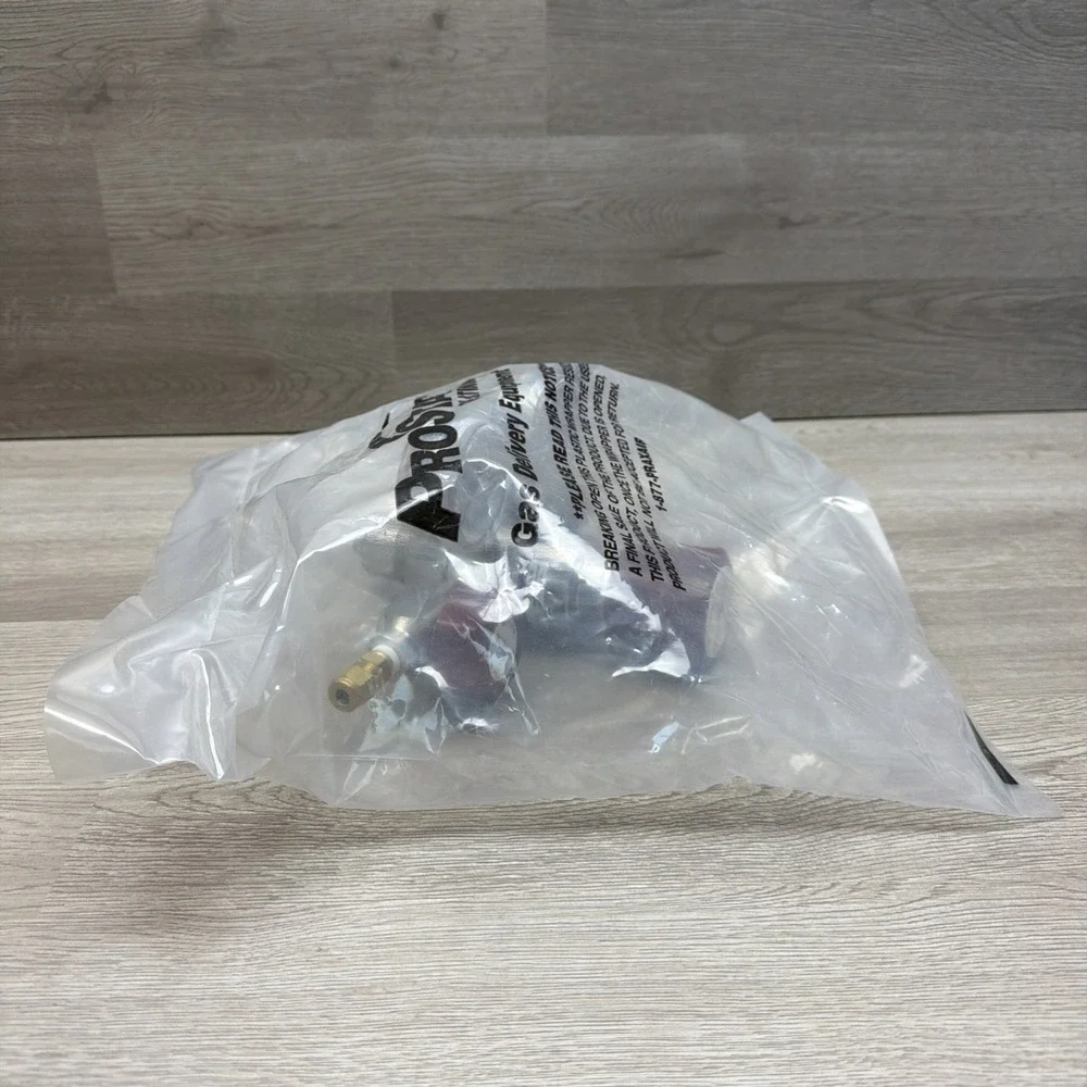 Brand‎ New/ Factory Sealed Prostar Platinum Gas Regulator Model PRS301323